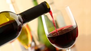 Rượu nho giúp hạ Cholesterol xấu trong máu