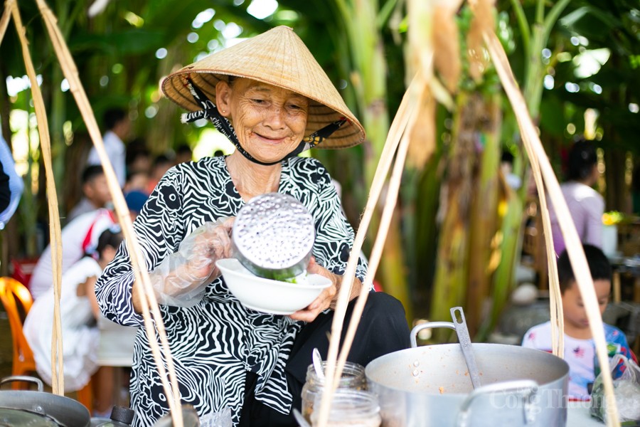 Lễ Hội Mỳ Quảng